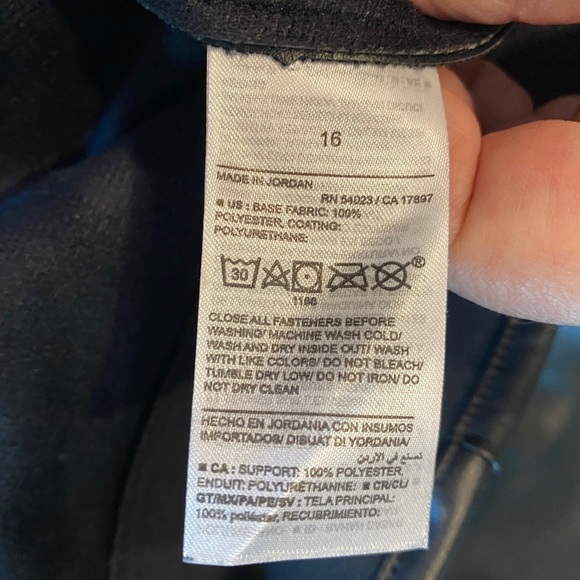 NWT OLD NAVY Extra High-Waisted Faux-Leather Eco-friendly Pants Black Size 16 - Picture 10 of 11